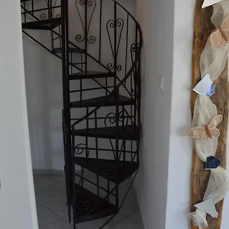 Seagull Maisonette